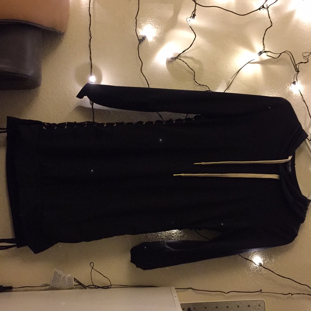 ⭐️SOLD⭐️Sweater dress with hoodie and cut outs - Picture 3 of 5
